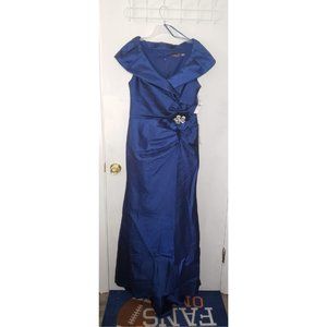 NWT Eliza J Navy Evening Gown